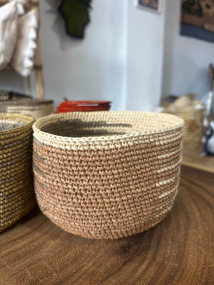 Akora bol en raphia décoratif