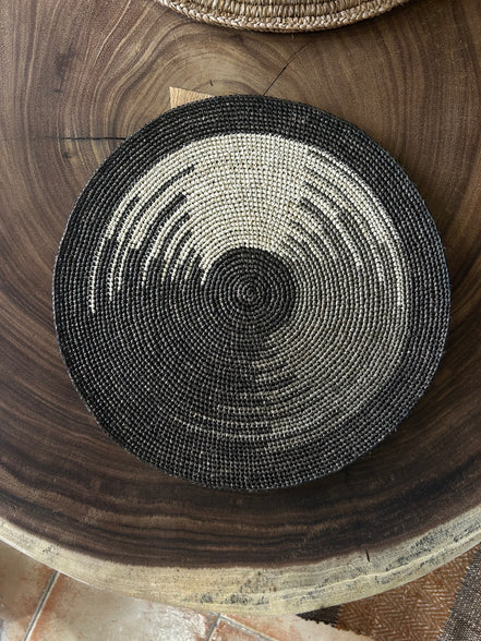 Vision raffia placemat