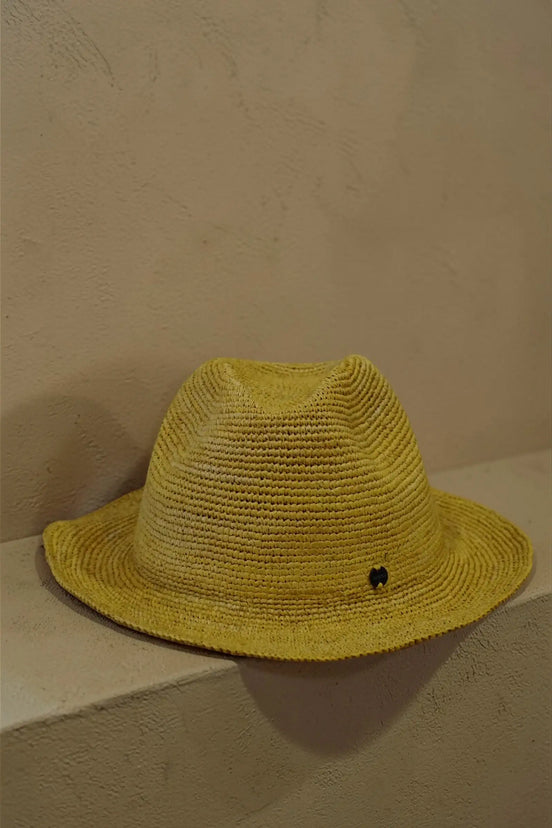 Alora panama en raphia