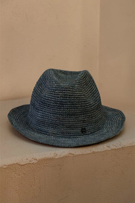 Alora panama en raphia