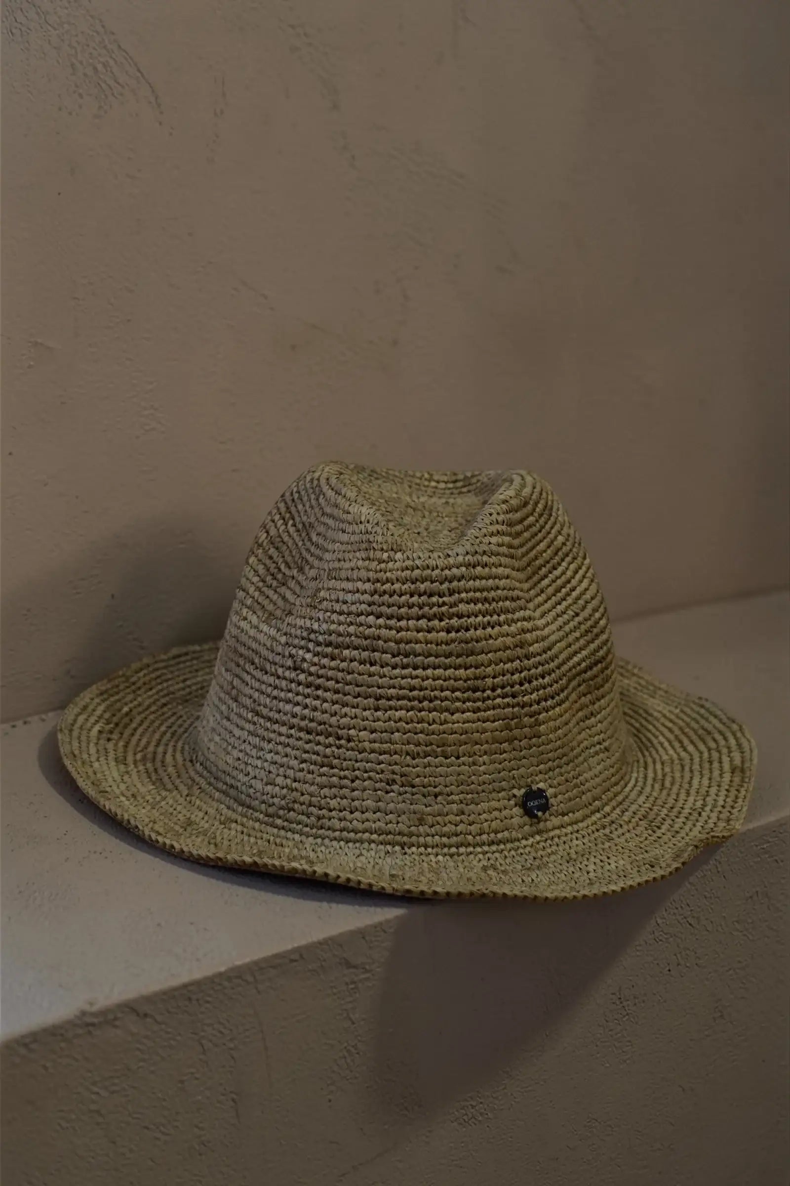 Alora panama en raphia