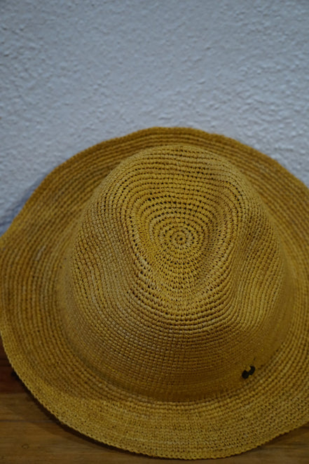 Alora panama en raphia