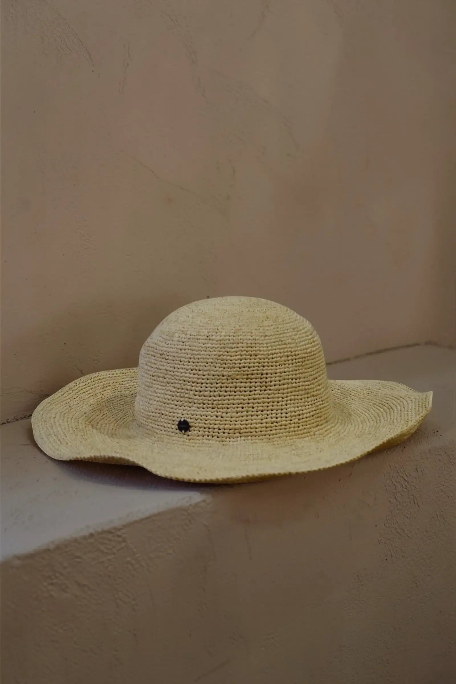 Anjara chapeau en raphia