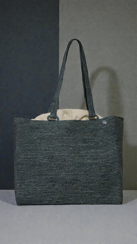 Large Antsira raffia bag