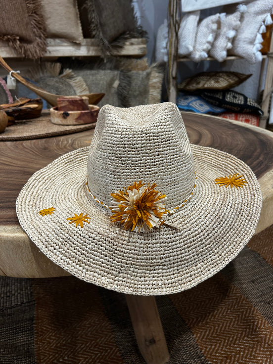 Fanilo raffia hat