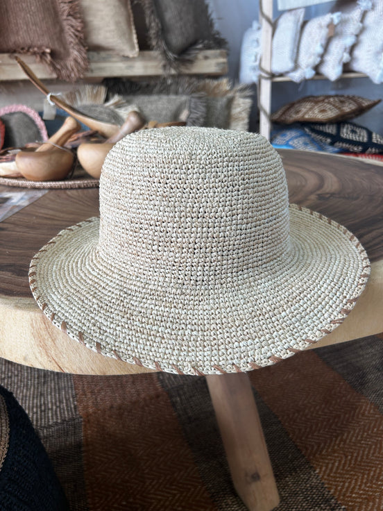 Zigzag raffia hat