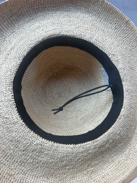 Topi chapeau en raphia