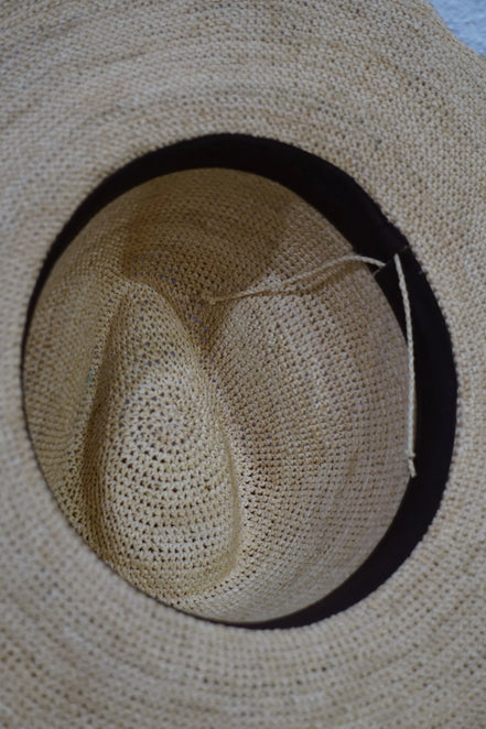 Isika chapeau en raphia
