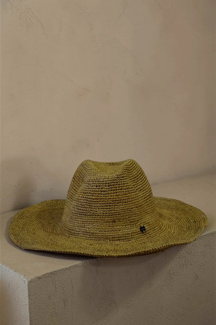 Isika chapeau en raphia