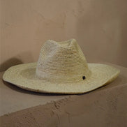 Isika chapeau en raphia