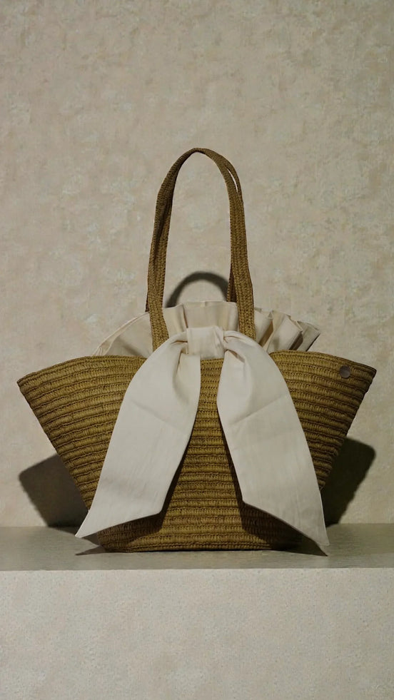 Medium Onja raffia bag