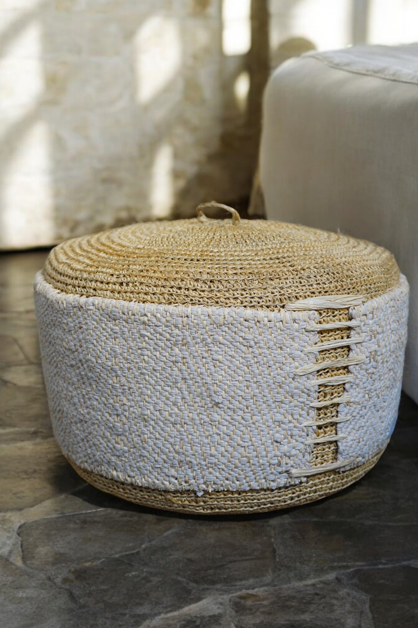 Agaete raffia pouf