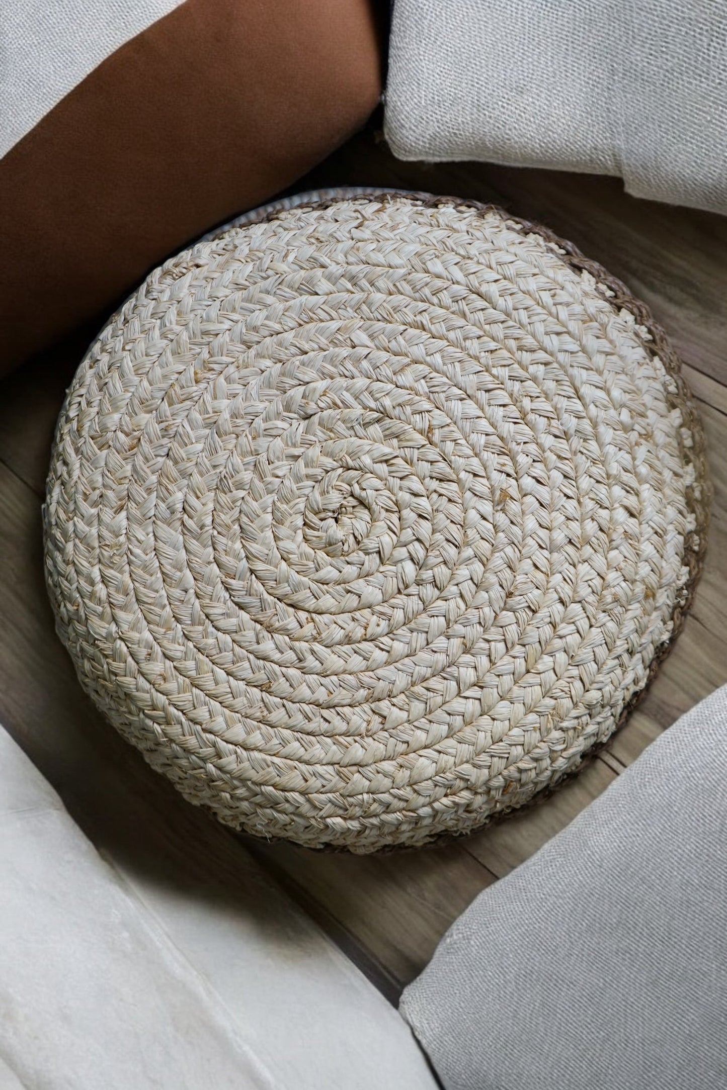 Firgas raffia pouf