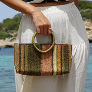 Sac à main Noon vert en raphia fait à la main - OQENA