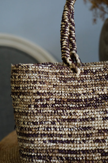 Petit sac en raphia pour femme, idéal pour la saison d'été