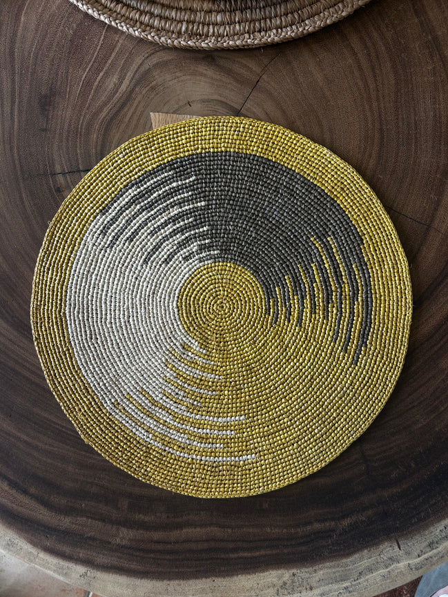Vision raffia placemat