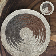 Vision dessous de verre en raphia