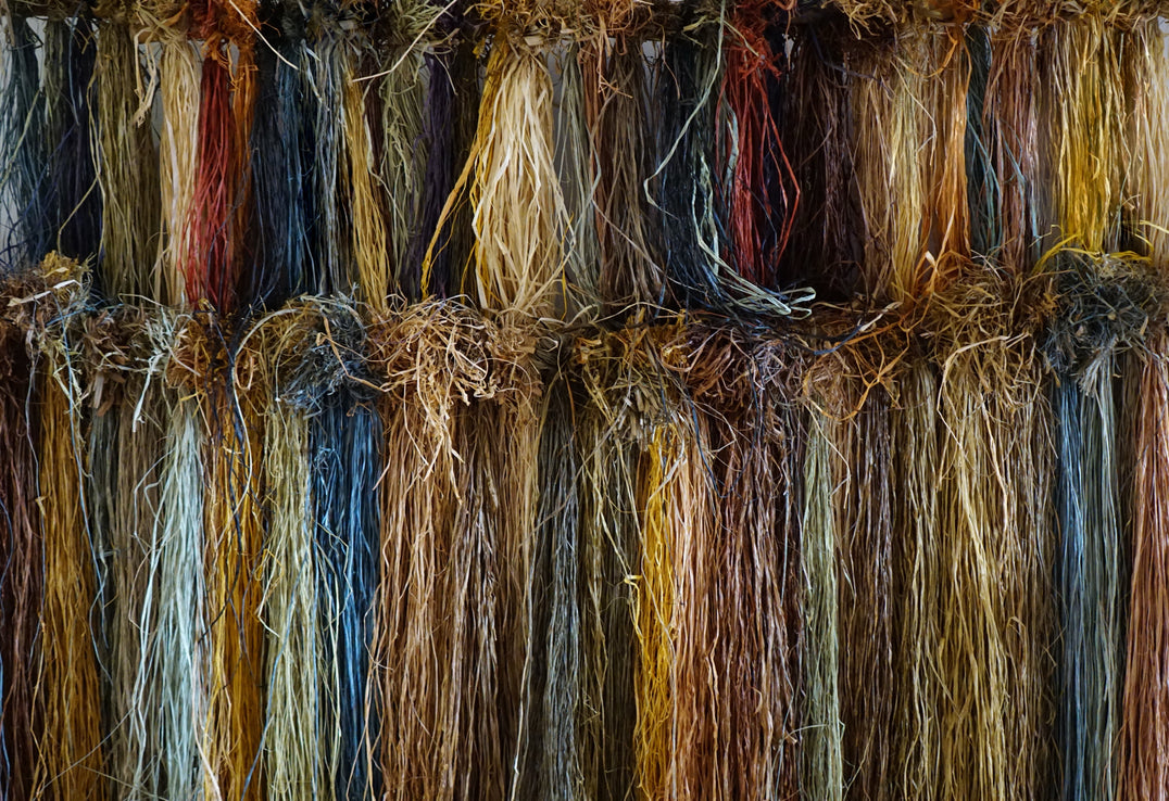 Raphia naturel avec des couleurs obtenues à partir d'ingrédients 100% végétaux - OQENA