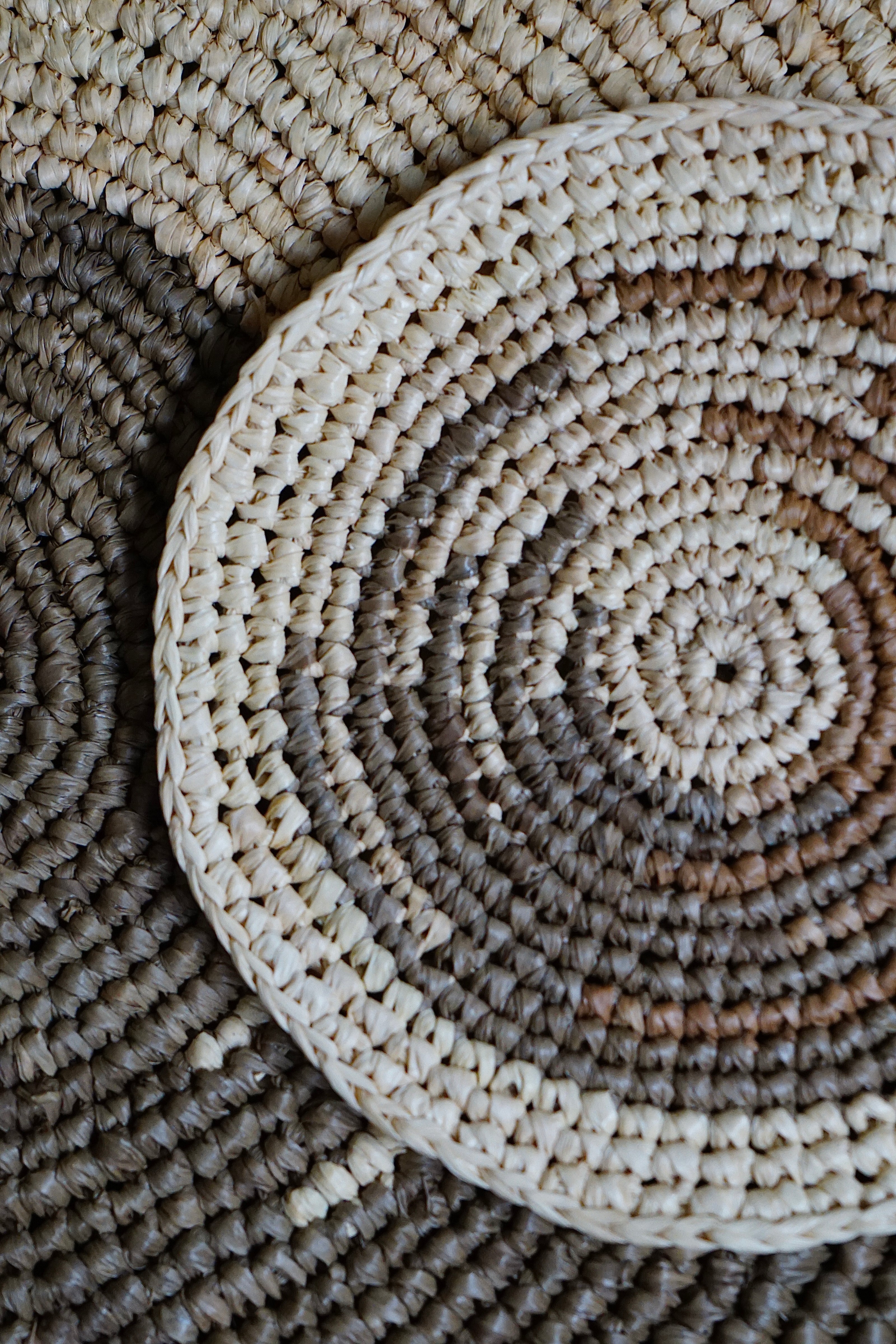 Vision raffia coaster
